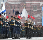 Rusya Devlet Başkanı Putin, askeri geçit törenine katıldı
