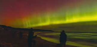 Güney ışıkları Avustralya'da gökyüzünü aydınlattı