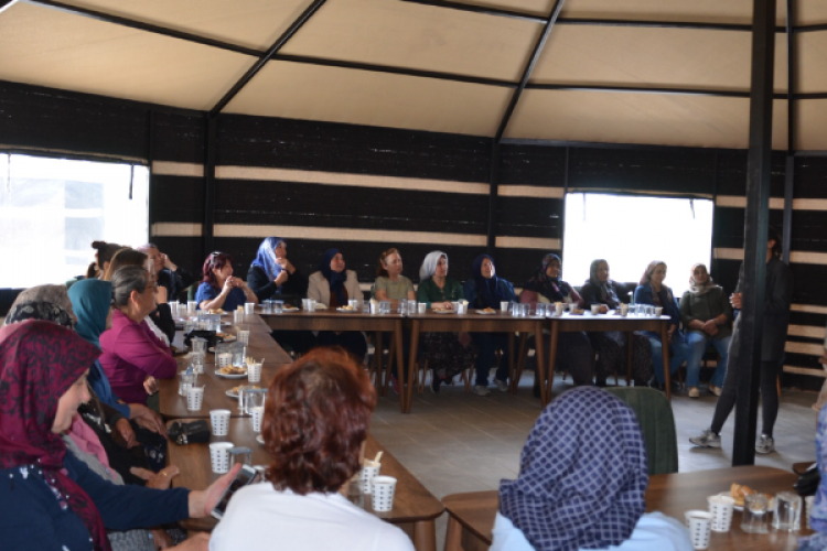Eskişehir'de Kadın Sağlığı Eğitim Semineri gerçekleştirildi