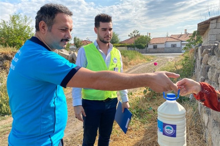 Kayseri Büyükşehir Belediyesi'nden ihtiyaç sahibi ailelere süt desteği