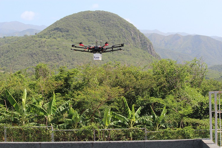 Dronlarla tıbbi malzeme teslimatı