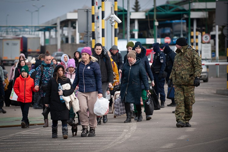Polonya'ya geçen Ukraynalı sayısı 13 milyona ulaştı