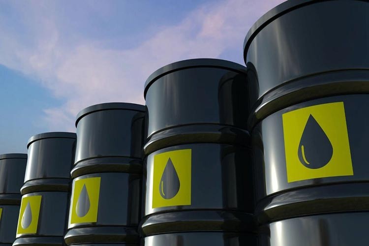 Resesyon endişesi petrol fiyatını aşağı çekiyor