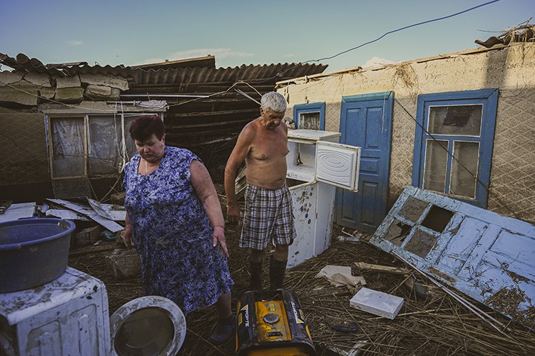 Evsiz kalan Vasilivka köyü sakinleri yardım bekliyor