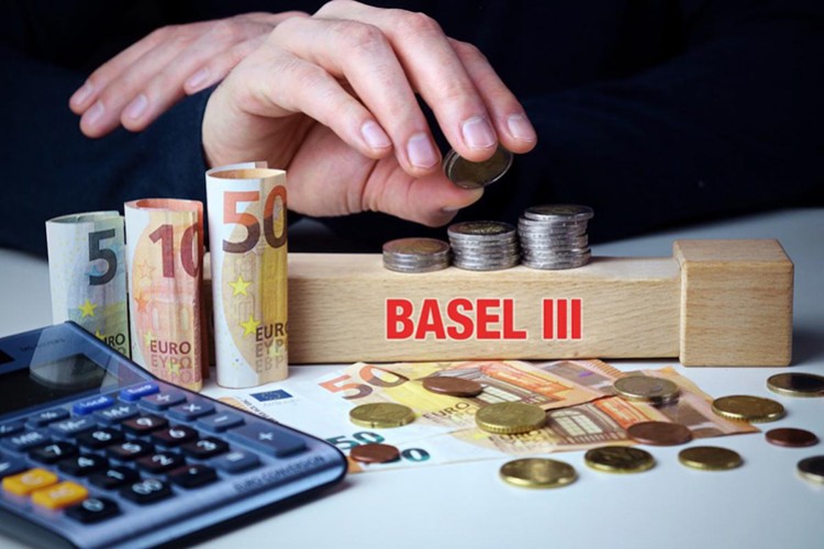 AB, Basel III'ü uygulamaya hazırlanıyor