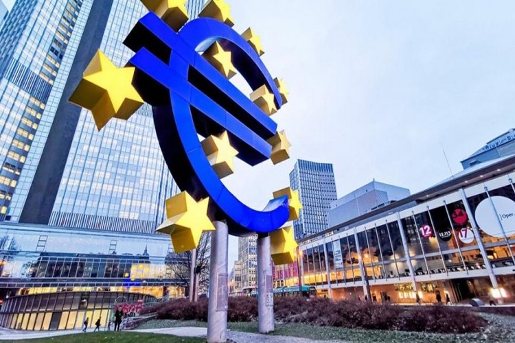 ECB tutanakları, büyüme konusunda daha temkinli yaklaşımı teyit etti