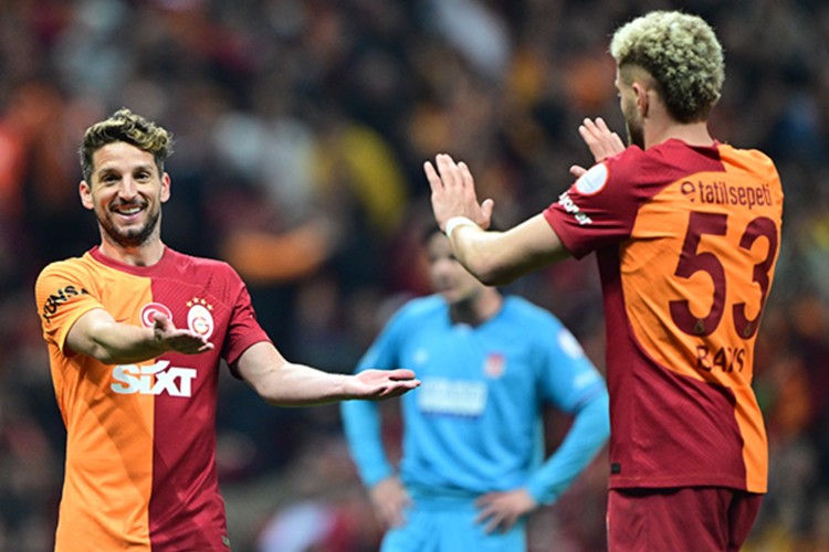 Galatasaray EMS Yapı Sivasspor'u 6-1 mağlup etti