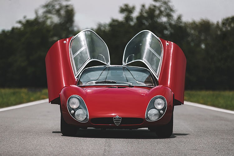 Alfa Romeo'dan Yeni Özel Seri: 33 Stradale