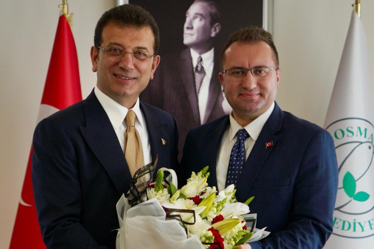 Gaziosmanpaşa Belediye Başkanı Bahçetepe'ye tebrik ziyareti