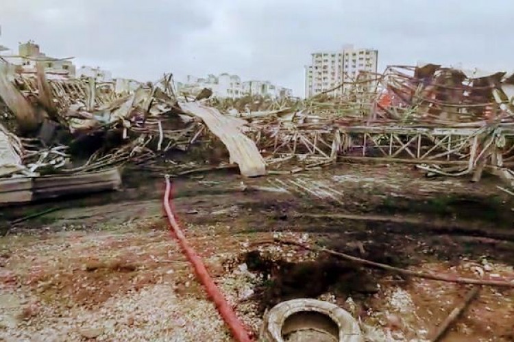 Hindistan'da eğlence parkı yangınında en az 30 kişi yaşamını yitirdi