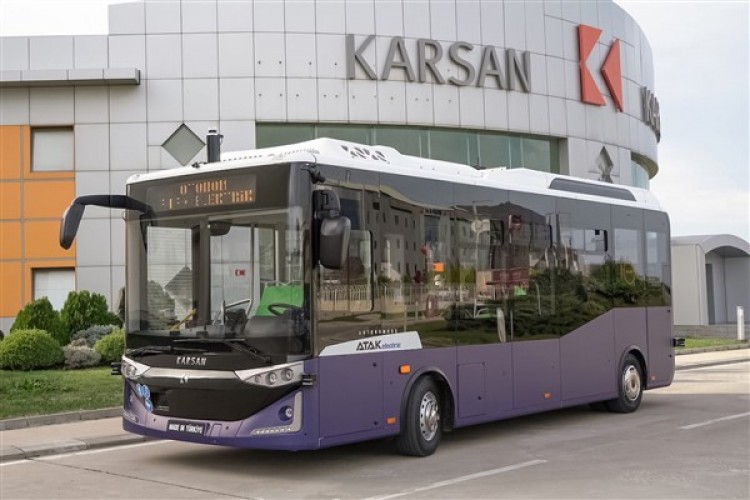 Karsan, uluslararası alanda üç ödül birden aldı