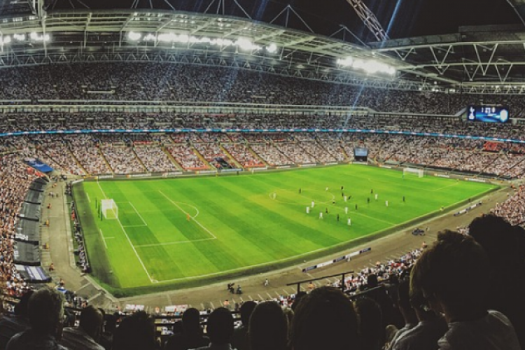 Bakan Tekin öğrencilerle birlikte Beşiktaş-MKE Ankaragücü maçını izledi