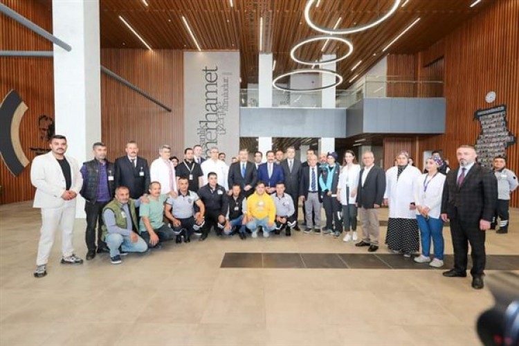 Sağlık Bakanı Koca, Hatay'da