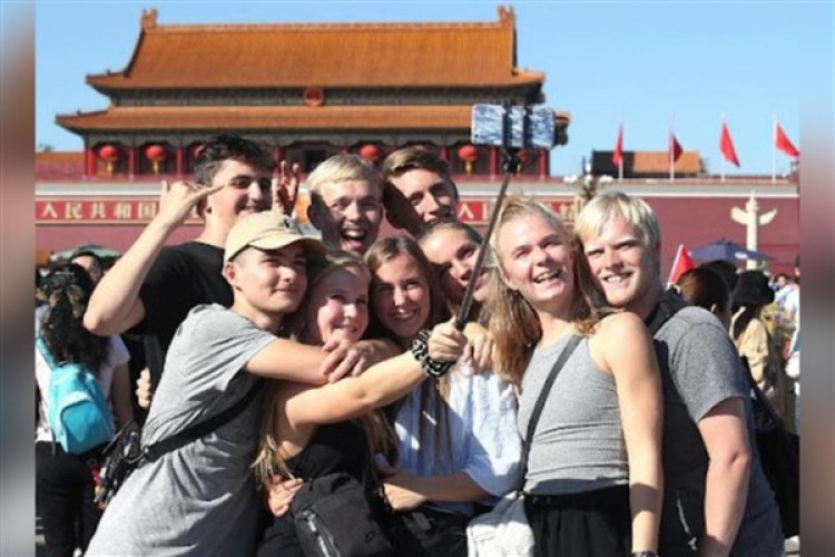 Çin'e giriş yapan yabancı turist sayısı yüzde 152,7 arttı