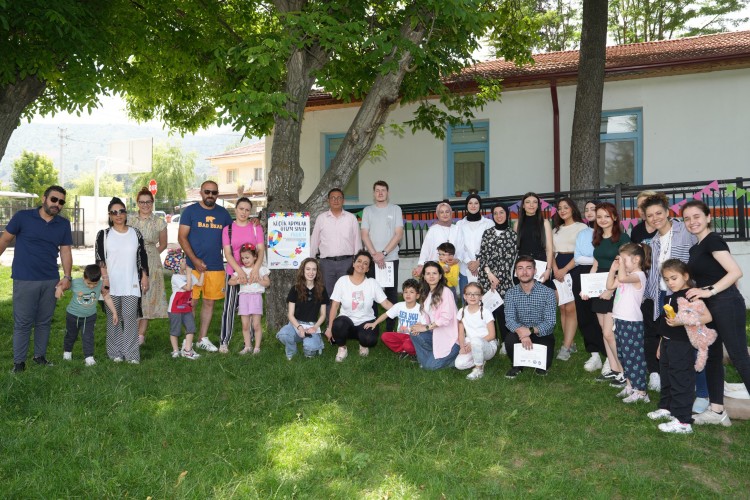 Küçük Adımlar Otizm Sınıfı projesinde eğitim gören öğrenciler mezun oldu