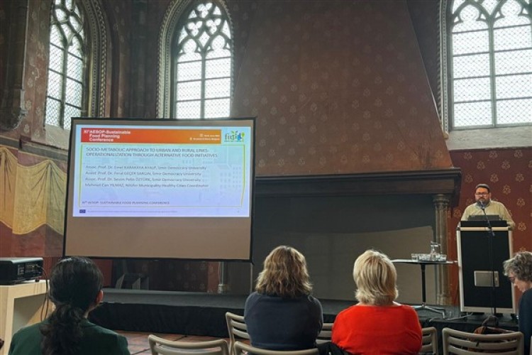 Nilüfer Belediyesi Sürdürülebilir Gıda Konferansı'na katıldı