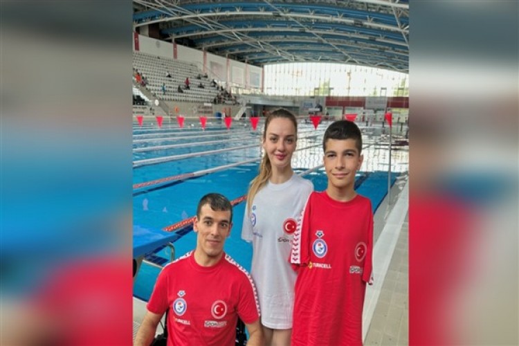 Milli yüzücüler olimpiyat öncesi Berlin'de