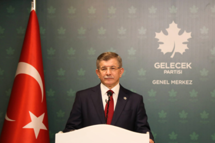 Davutoğlu'ndan Bakan Güler'e taziye mesajı