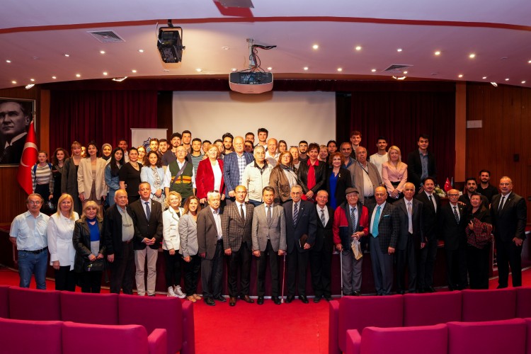 Eskişehir'de "Köy Enstitüleri ve Spor Söyleşileri" gerçekleştirildi