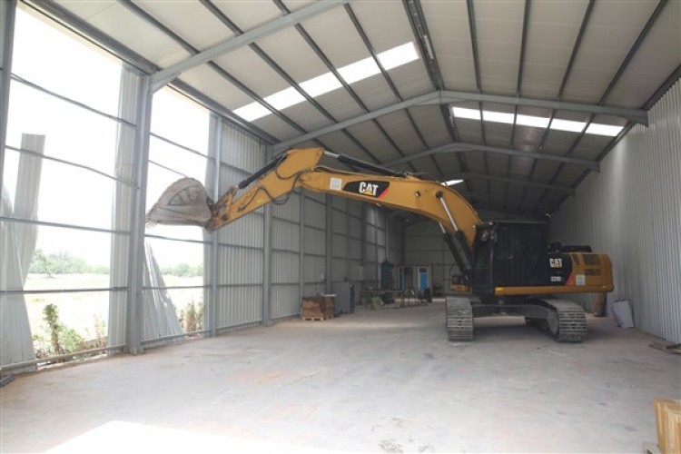 Nilüfer Belediyesi, Ürünlü ve Aladdinbey'de kaçak yapılara müdahale etti