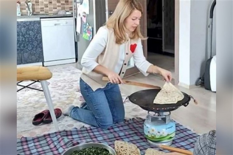 Türkiye'ye gelen Rus vatandaşları, kültürler arası dostluğun güçlenmesine katkı sağlıyor