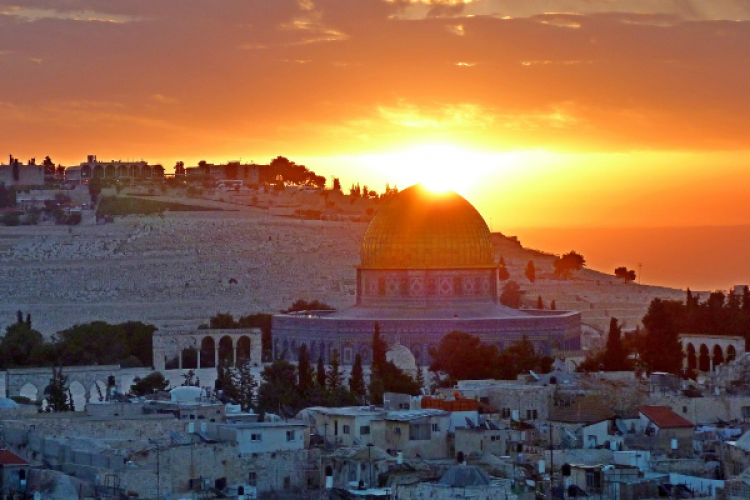 Filistin, İsrail'in Kudüs'teki kiliselere vergi koyma girişimini reddetti