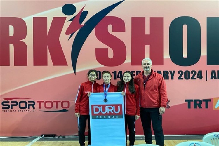 Uluslararası yarışmalarda Duru Performans Spor Kulübü'nden bronz madalya başarısı