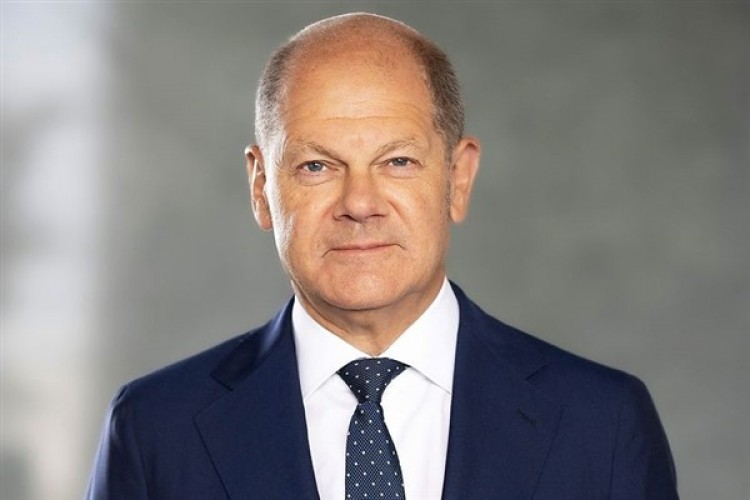 Scholz: Almanya Gazze'ye hava ikmalinde Ürdün'ü destekliyor