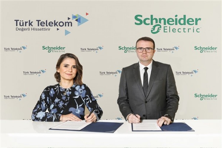 Türk Telekom ve Schneider Electric'den Endüstriyel Otomasyon anlaşması