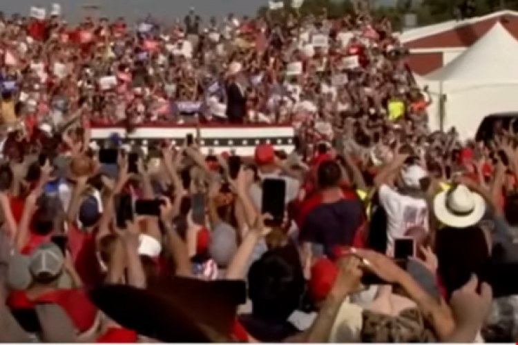 Trump'ın kampanya yöneticileri silahlı saldırının ardından kampanyada güvenliği artırıyor