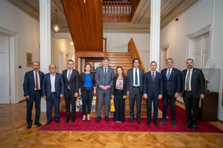 Başkan Tugay: Bizler Cumhuriyet'i kuran partinin mirasçılarıyız