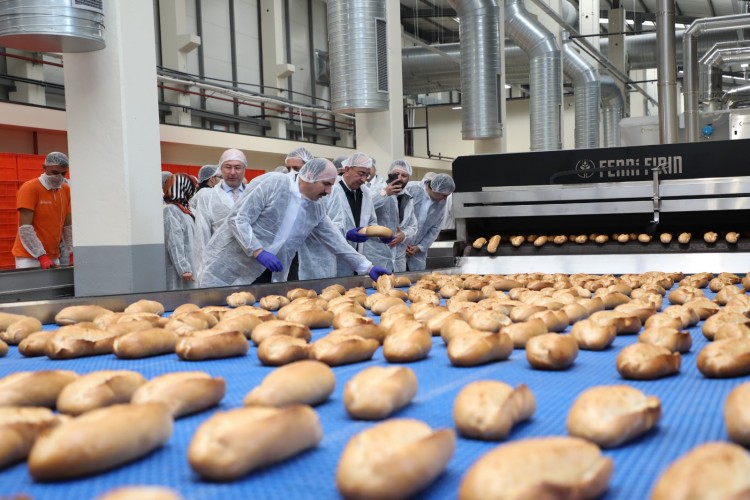 Başkan Altay: Fenni fırın üretim kapasitemiz günlük 150 bine çıkacak