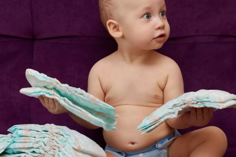 Geri dönüştürülmüş yatay bebek bezleri dünyada ilk kez Japonya'da satışa sunuldu