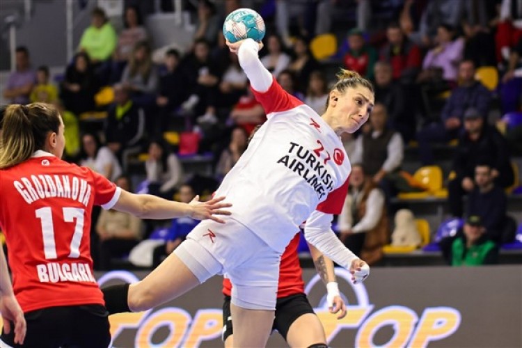 A Milli Kadın Hentbol Takımı, Bulgaristan'ı deplasmanda yendi