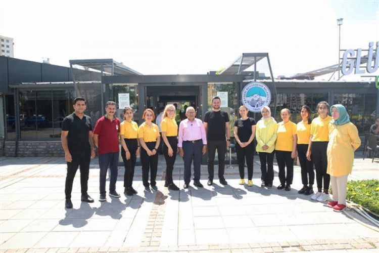 Kayseri'de Glütensiz Kafe, 100 bini aşkın kişiye hizmet verdi