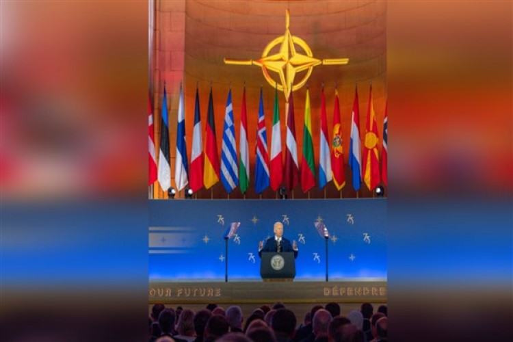 Biden: Ukrayna'nın kendini savunması için ihtiyaç duyduğu silahları temin ettik