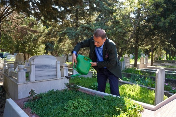 Başkan Çalık: Ramazan Bayramı tüm ülkeye barış, huzur ve bereket getirsin