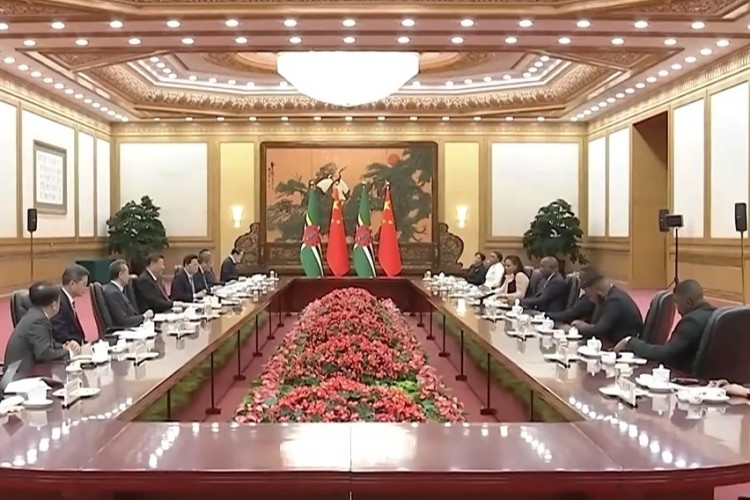 Xi Jinping, Dominika Başbakanı Skerrit'le görüştü