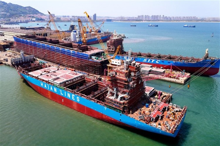 Çinli tersanelere 24 milyon DWT'lik gemi siparişi geldi