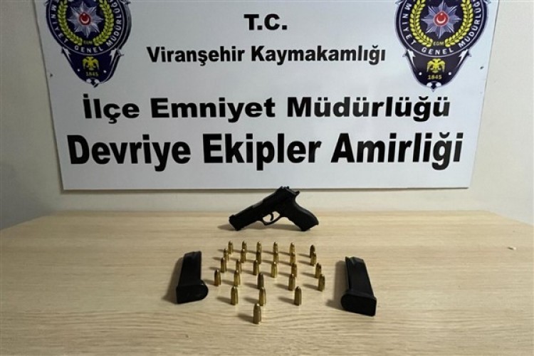 Viranşehir'de 2 haftada çeşitli suçlardan aranan 10 kişi yakalandı