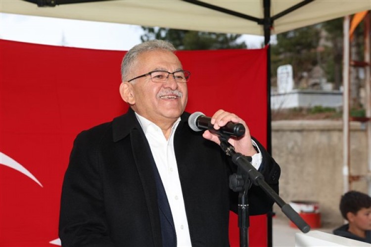 Başkan Büyükkılıç, Yahyalı'da temel atma ve açılış törenlerine katıldı