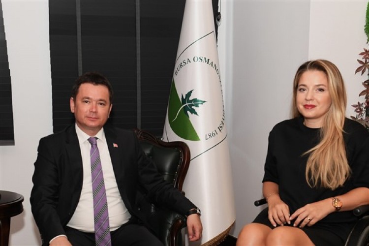 Osmangazili ralli pilotu Keskin'den Başkan Aydın'a ziyaret