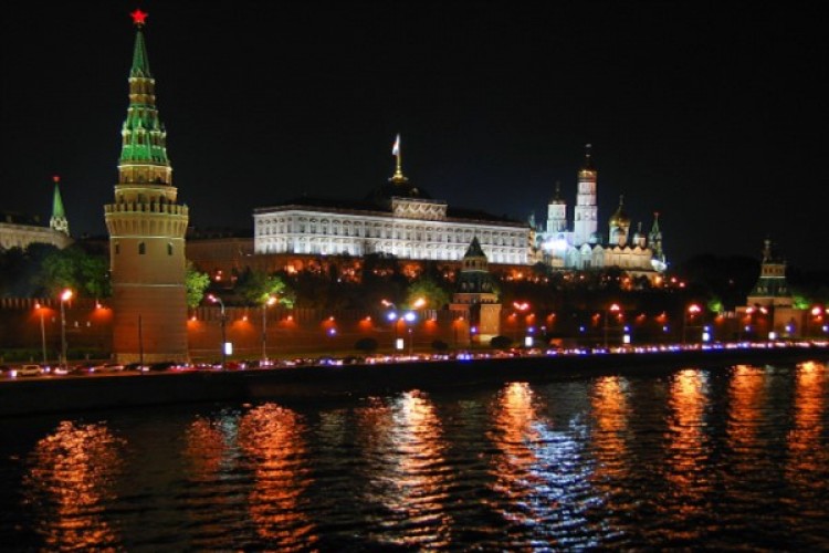 Zaharova: "Teröristlerinin hangi ülkede saklanmayı planladığını biliyoruz, Ukrayna"