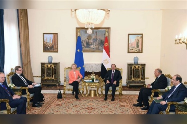 AB, Mısır'la 7,4 milyar euroluk anlaşma imzaladı