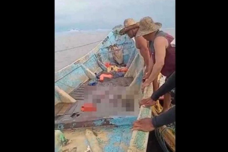 Brezilya'da sürüklenen bir teknede 20 ceset bulundu