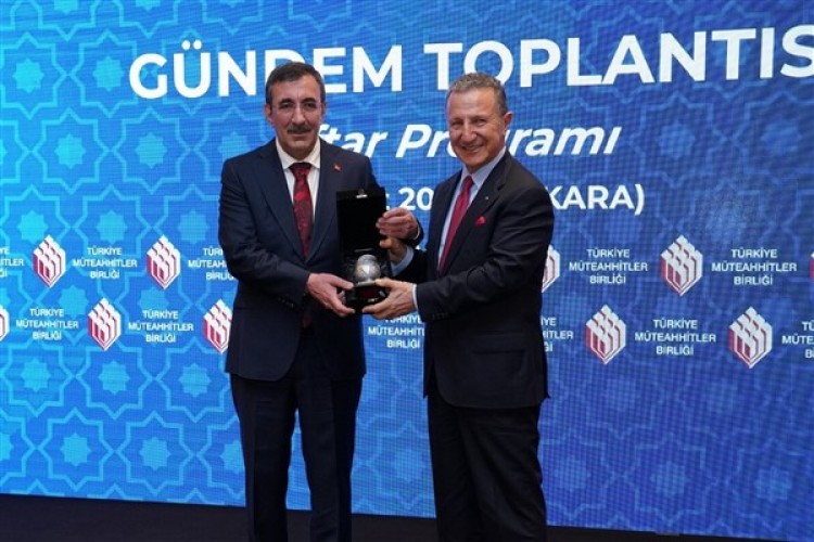 Kamu ihale mevzuatının yenilenmesine yönelik çalışmalar bir an önce tamamlanmalı