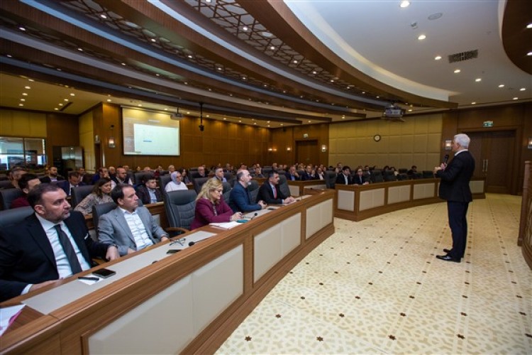 Busa'da belediye personeline "e-Belediye" eğitimi verildi