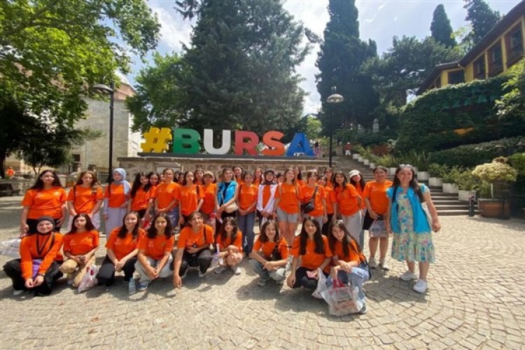 Bursa'da gençlere doğayla iç içe kamp fırsatı