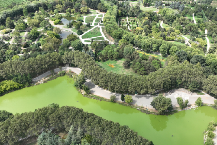 Bursa'da parklar yaz aylarına hazır hale getiriliyor