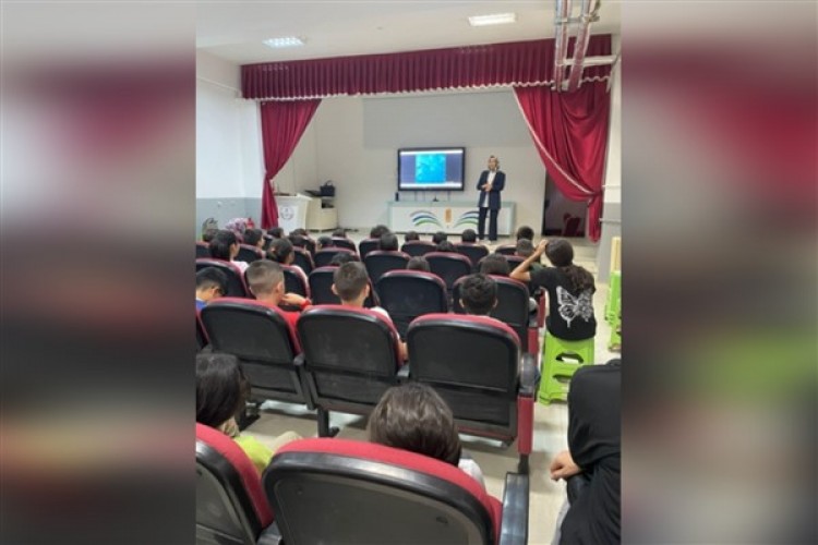 8 bin Malatyalı öğrenciye 'İklim Değişikliği ve Sıfır Atık' farkındalık eğitimi verildi